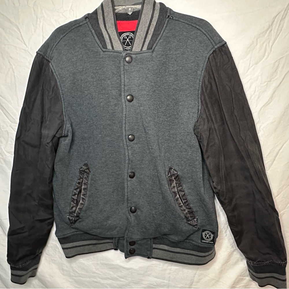 Legendary Goods Varsity Jacket Men’s L Gray Black Snap Front Quilted Lined